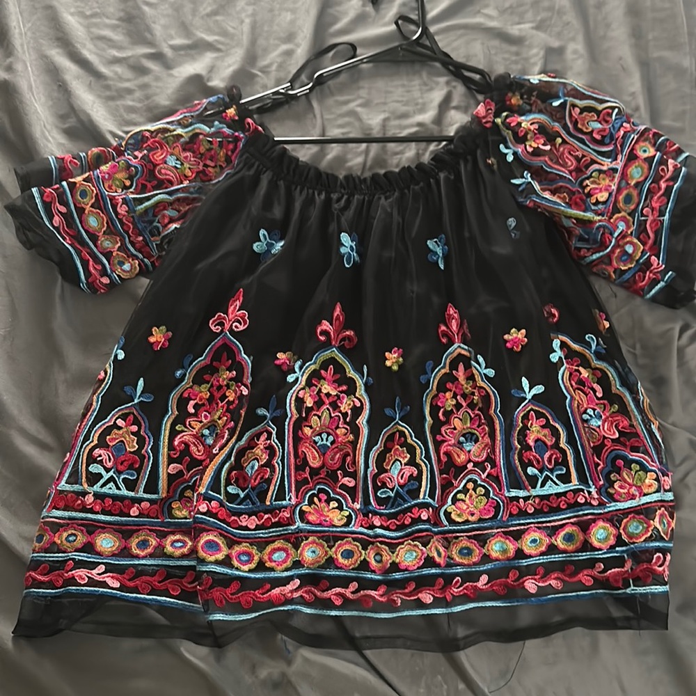 Crop top